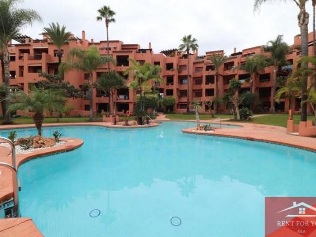 Dúplex en alquiler en Divina Pastora, Marbella