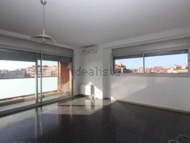 Dúplex en alquiler en Centre, Badalona