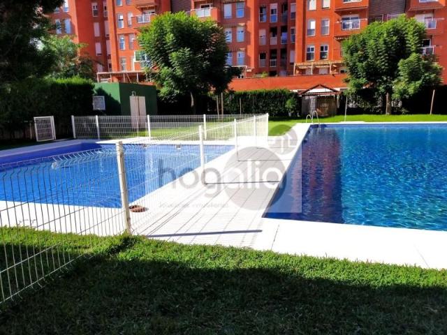 Dúplex en alquiler en Este-Alcosa-Torreblanca, Sevilla