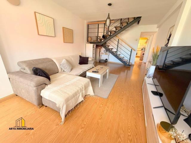 Dúplex en venta en Loeches, Madrid