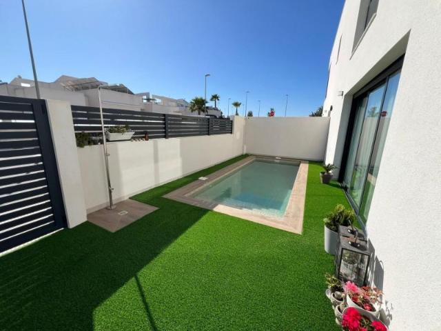 Dúplex en venta en Urbanización Benimar, el Baix Segura / La Vega Baja