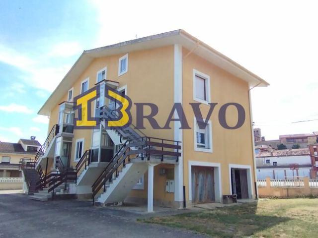 Dúplex en venta en Urbanización Las Campas, Medina De Pomar