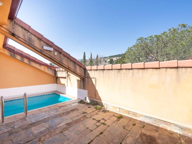 Dúplex en venta en San Lorenzo De El Escorial, Madrid