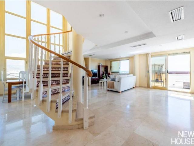 Dúplex en venta en l'Alacantí, Valencia
