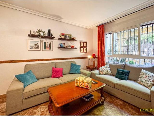 Dúplex en venta en Almería, Andalucía