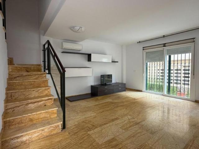 Dúplex en venta en La Cañada de San Urbano, Almería