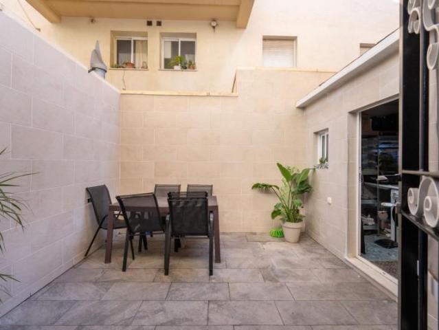 Dúplex en venta en Retamar, Almería