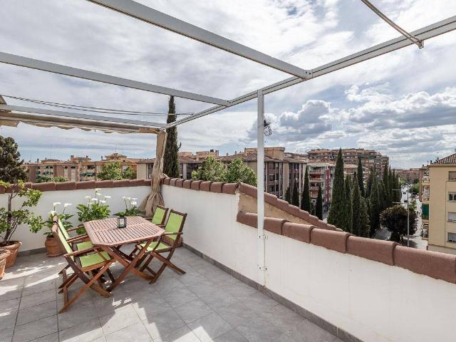 Dúplex en venta en Granada, Centro - Sagrario