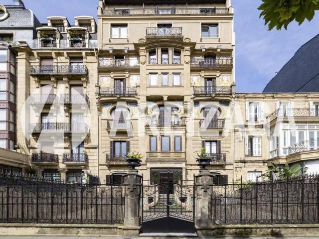 Dúplex en venta en Donostia-san Sebastián, Gune Erromantikoa