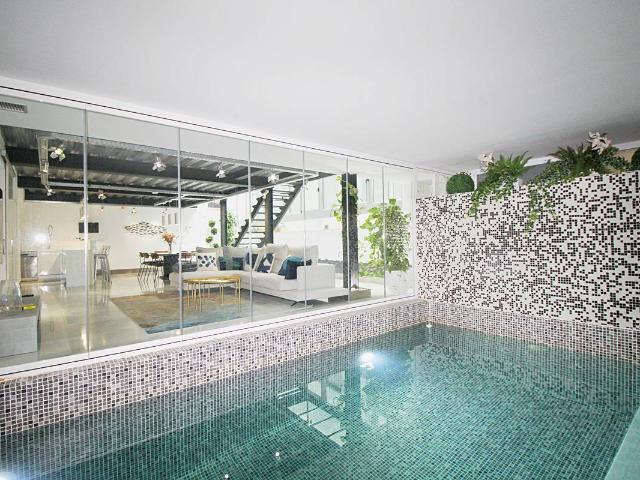 Dúplex en venta en Cortes, Madrid