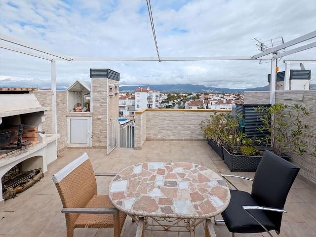 Dúplex en venta en Empuriabrava, Alt Empordà