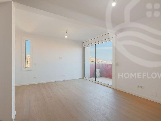 Dúplex en venta en Nou Barris, Barcelonès