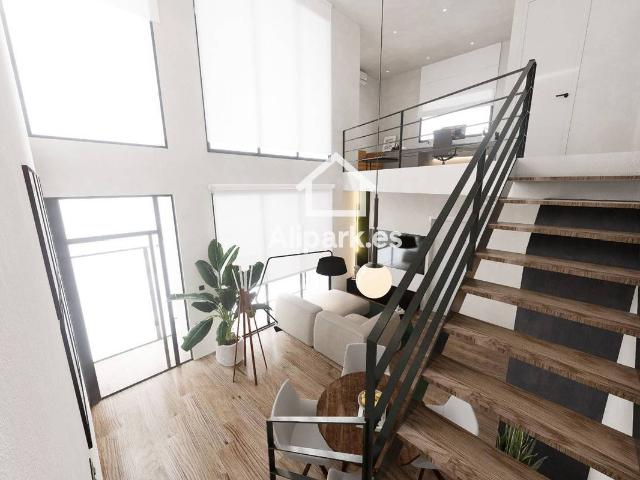 Dúplex en venta en Centre Històric, Alicante