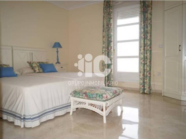 Dúplex en venta en Baena, Andalucía