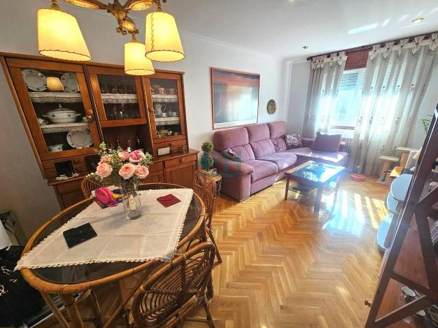 Dúplex en venta en Barbadás, Ourense