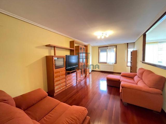 Dúplex en venta en Barbadás, Ourense