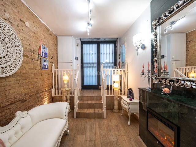 Dúplex en venta en Sants-Montjuïc, Barcelonès