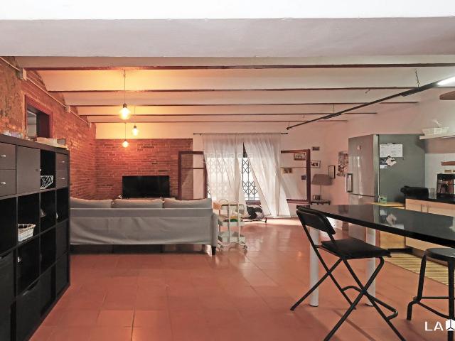 Dúplex en venta en Sants-Montjuïc, Barcelonès