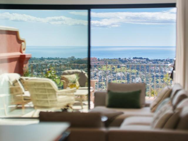 Dúplex en venta en Artola, Costa del Sol Occidental