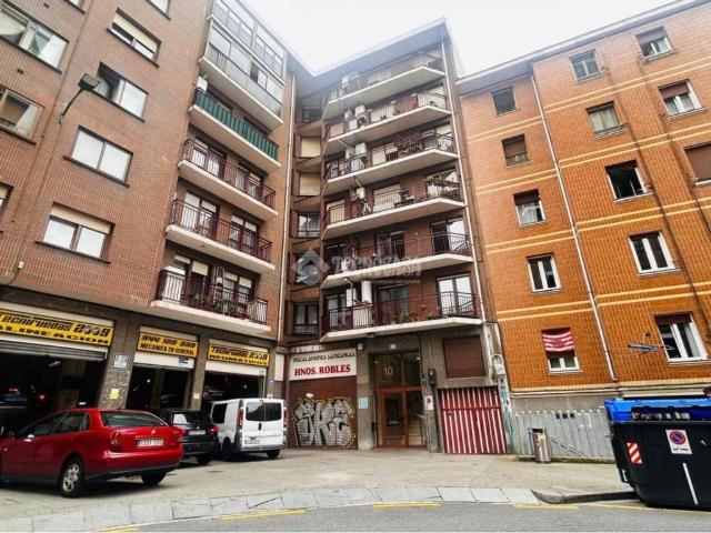 Dúplex en venta en Bilbao, Guipúzcoa