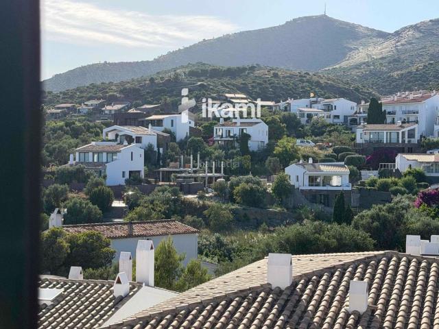 Dúplex en venta en Portlligat, Alt Empordà