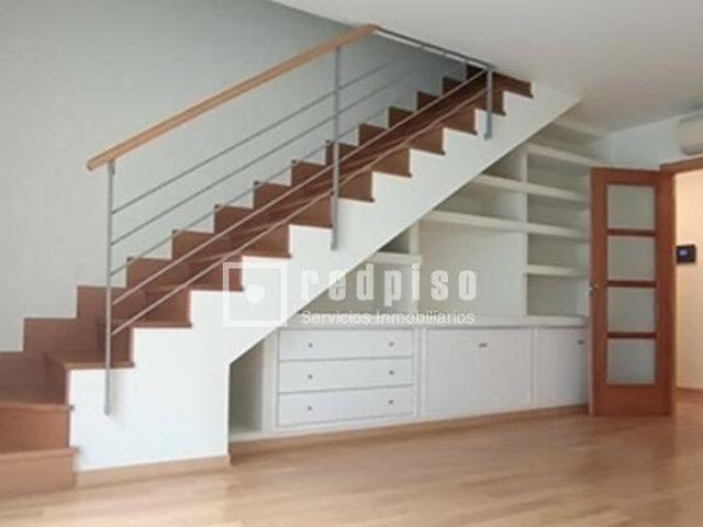 Casa en alquiler en Guadalajara