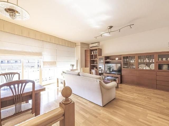 Dúplex en venta en Hostafrancs, Barcelona