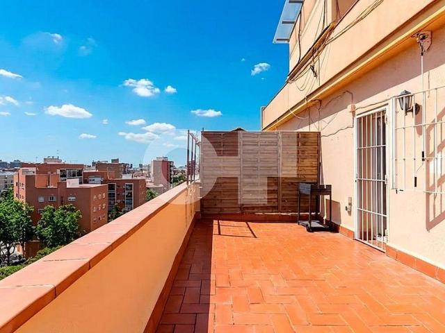 Dúplex en venta en Nou Barris, Barcelonès