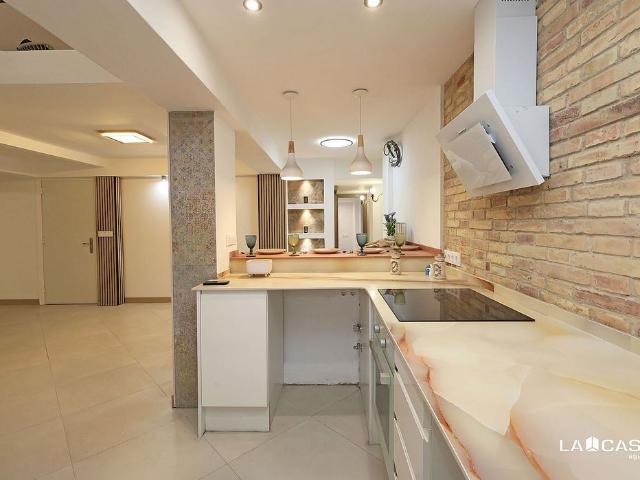 Dúplex en venta en Sants-Montjuïc, Barcelonès