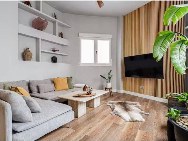 Dúplex en venta en Nou Barris, Barcelonès