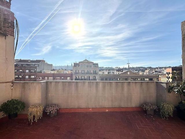 Dúplex en venta en Sants-Montjuïc, Barcelonès