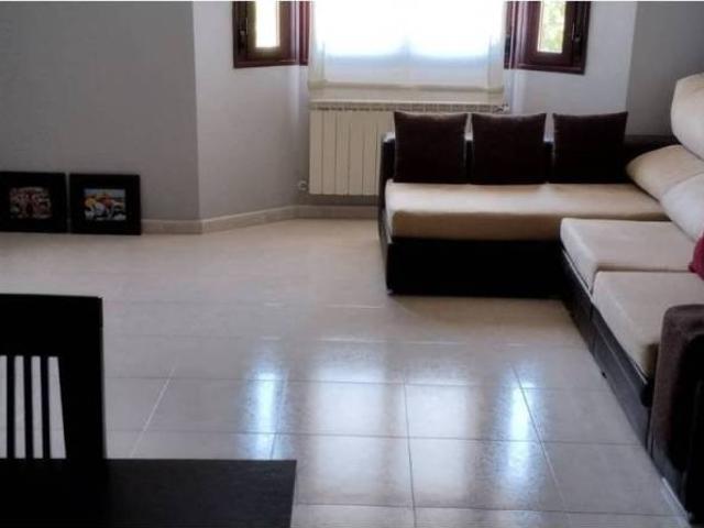 Dúplex en venta en Camarma De Esteruelas, Madrid