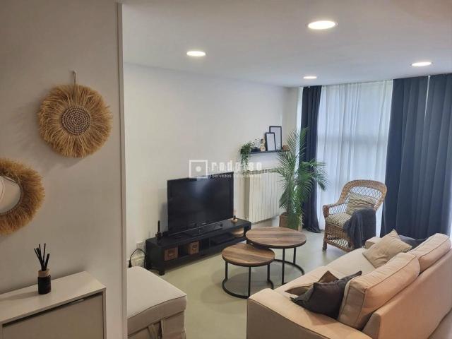 Dúplex en venta en Camarma De Esteruelas, Madrid