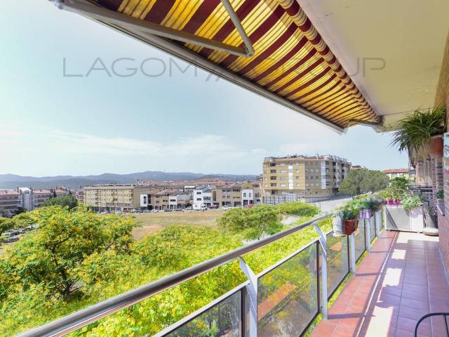Dúplex en venta en Maragall, Ripollet