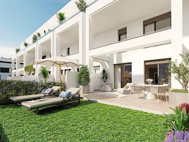 Dúplex en venta en Estepona, Barriada Blas Infante