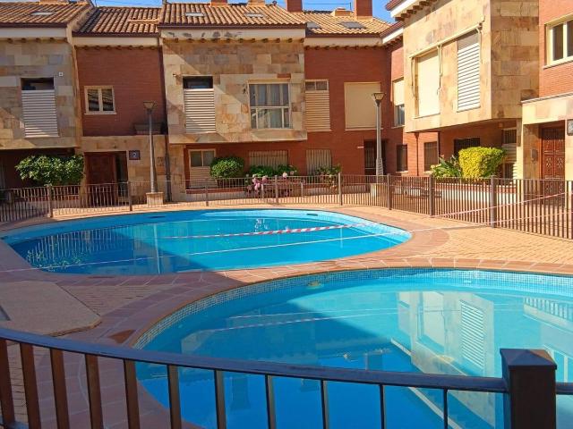 Dúplex en venta en Candeleda, Castilla y León