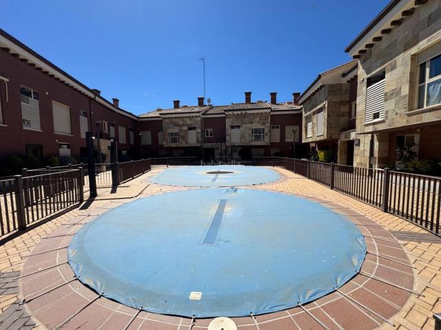 Dúplex en venta en Candeleda, Castilla y León
