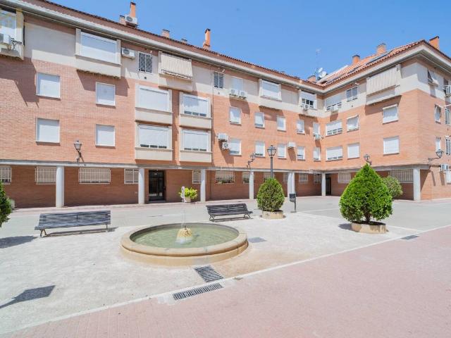 Dúplex en venta en Boadilla Del Monte, Madrid