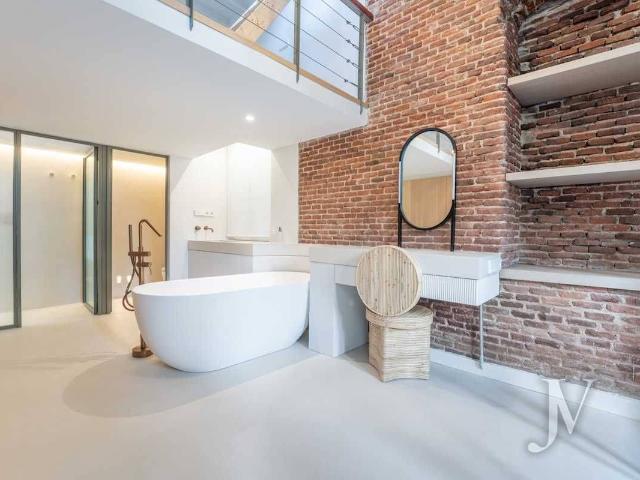 Dúplex en venta en Madrid, Cortes
