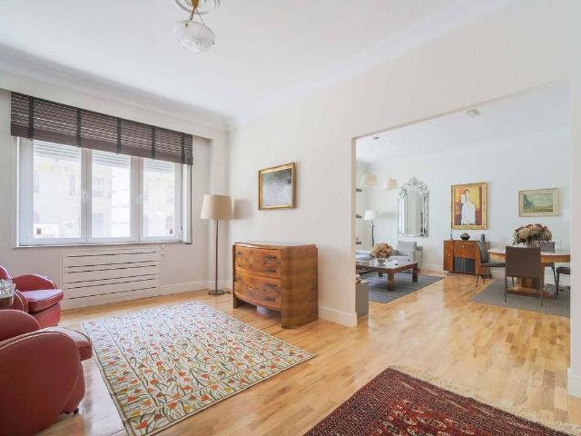 Dúplex en venta en Madrid, Cortes