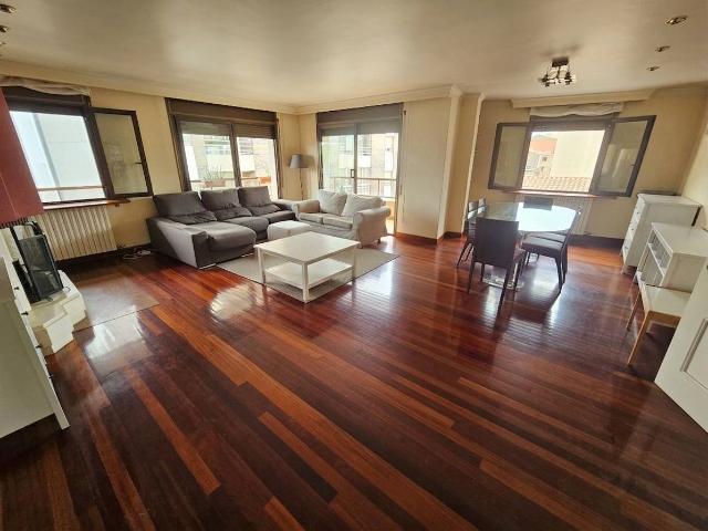 Dúplex en venta en Plaça de l'Ajuntament, Alt Empordà