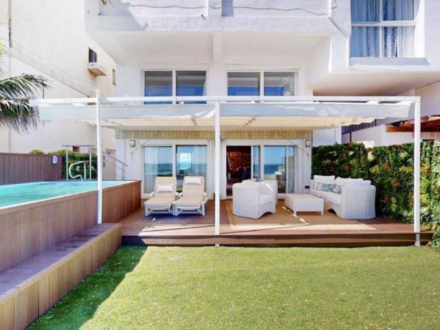 Dúplex en venta en Barriada Islas Canarias, Costa del Sol Occidental