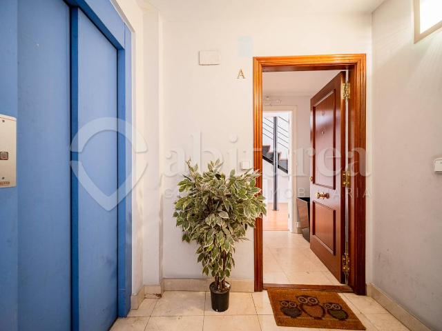 Dúplex en venta en Correos, Santander