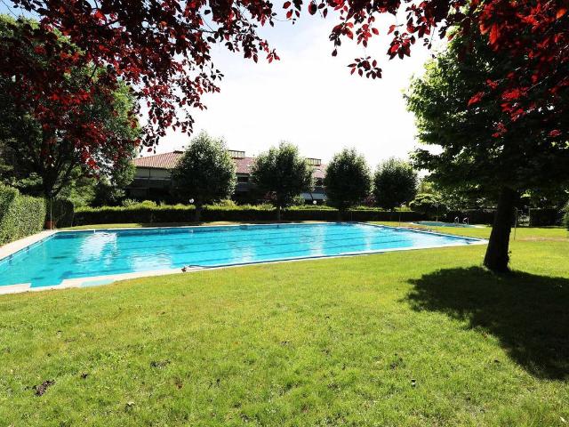 Dúplex en venta en San Lorenzo De El Escorial, Madrid