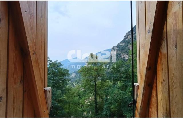 Dúplex en venta en Sant Corneli, Berguedà