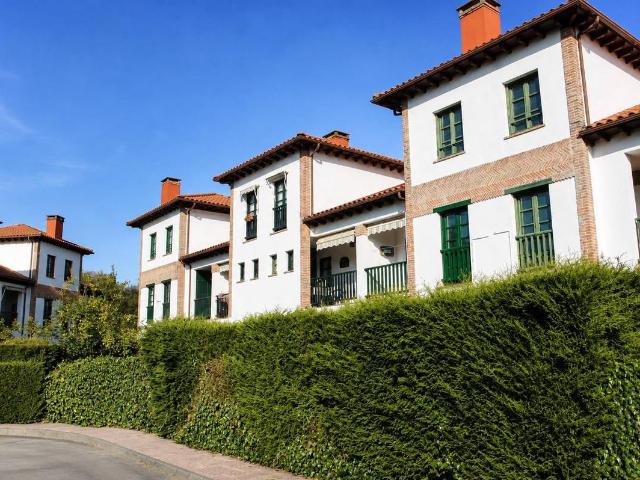 Dúplex en venta en Comillas, Cantabria