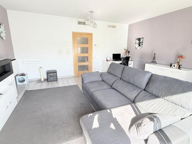 Dúplex en venta en Almeda, Baix Llobregat