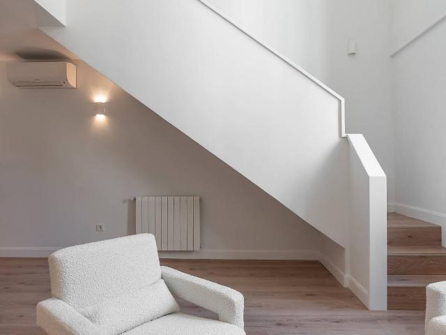 Dúplex en venta en Madrid, Cortes