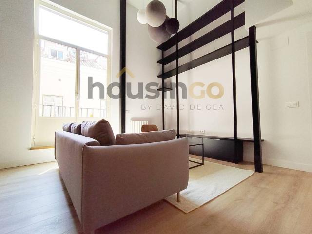 Dúplex en venta en Madrid, Cortes