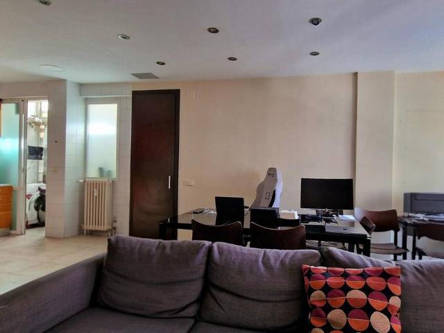 Dúplex en venta en Madrid, Cortes